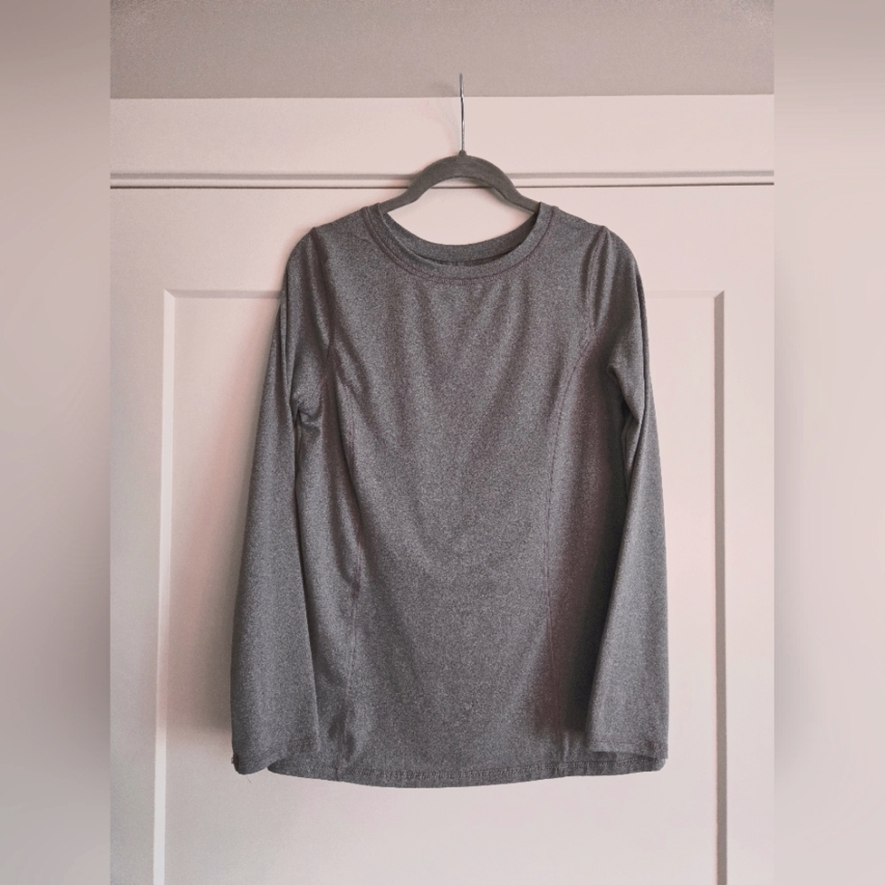 Pair of Beyond Scrubs Gray Underscrub Long Sleeve Tees